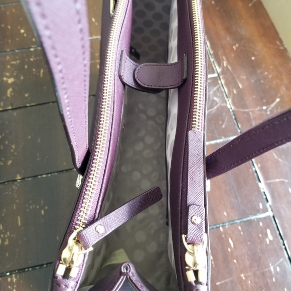 Kate Spade Cedar Street Jensen Tote - Picture 4 of 7